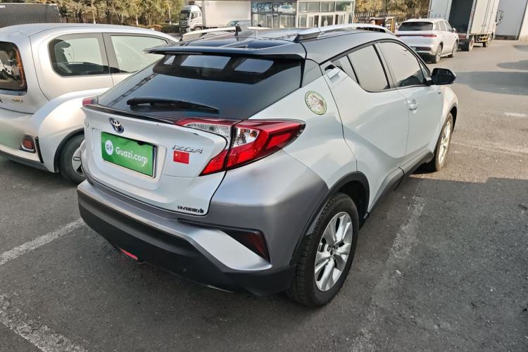 Used Toyota IZOA 2022 Dual-Motor 2.0L Yi Xing Edition
