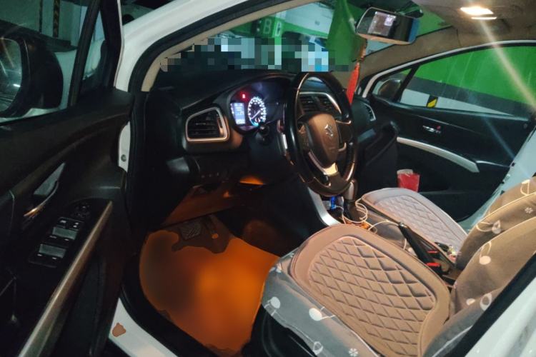 Used Suzuki S-Cross 2014 1.6L CVT Two-Wheel Drive Elite Version Driver Seat