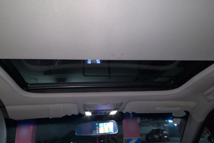 Used Honda Crosstour 2014 2.4L Luxury Edition Headliner