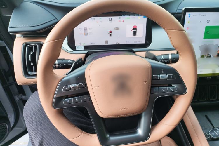 Used BYD Song L EV 2025 Intelligent Driving Version 662 km LiDAR Excellence Edition Steering Wheel