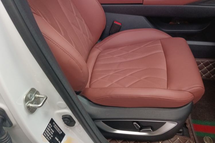 Used CHANGAN CS75 PLUS 2024 3rd Generation Champion Edition 1.5T Intelligent Drive Dynamic Model