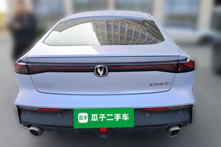 Used Changan UNI-V 2022 1.5T Prestige Version