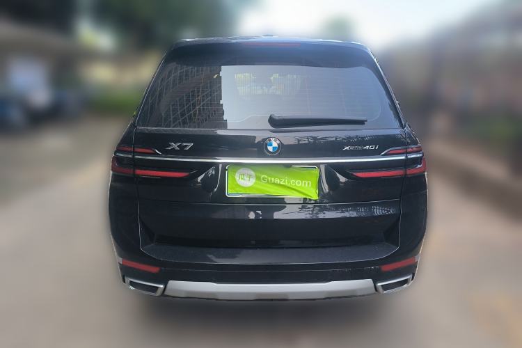 Used BMW X7 2024 xDrive40i Luxury Package – Leading Model