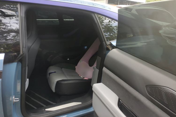 Used HiPhi Z 2023 Four-Seat Version Left Rear Seat