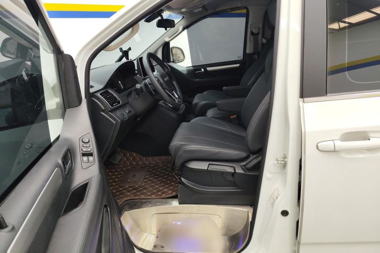 Used SAIC MAXUS G20 2023 Facelifted ES 2.0T Gasoline Automatic Value Edition