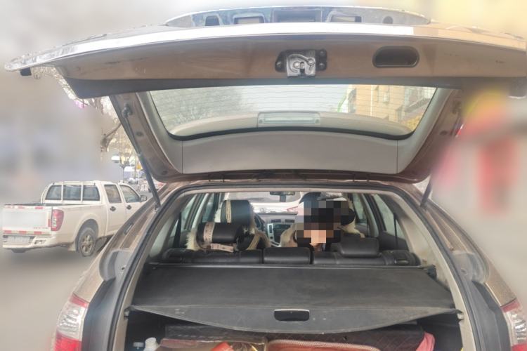 Used BYD S6 2013 Platinum Edition 2.0L Manual Luxury Model
