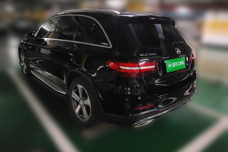 Used Mercedes-Benz GLC 2017 GLC 260 4MATIC Luxury Model Rear Left 45 Deg