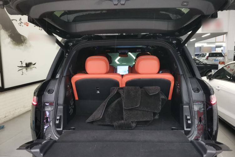 Used Lynk & Co 900 2025 2.0T Ultra
