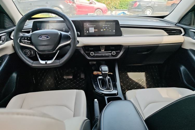 Used Ford Escort 2021 1.5L Automatic Diamond Edition
