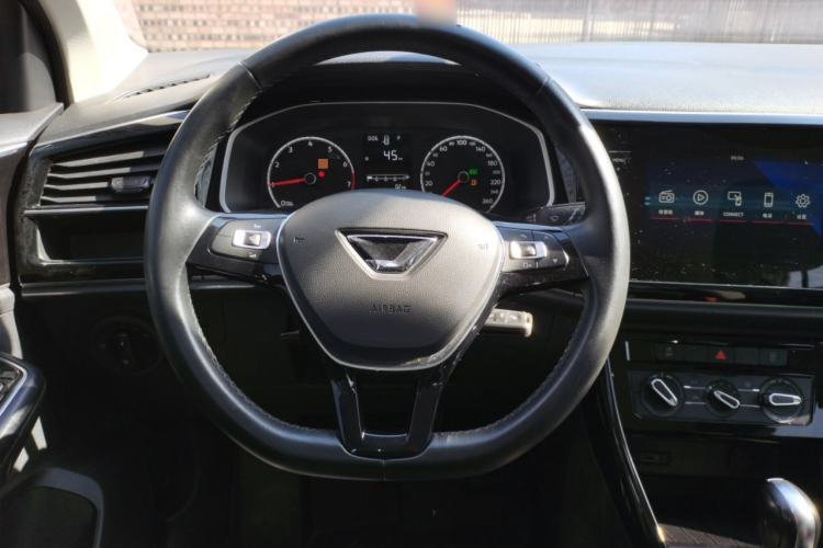 Used Jetta VS5 2021 280TSI Automatic Trend Edition
