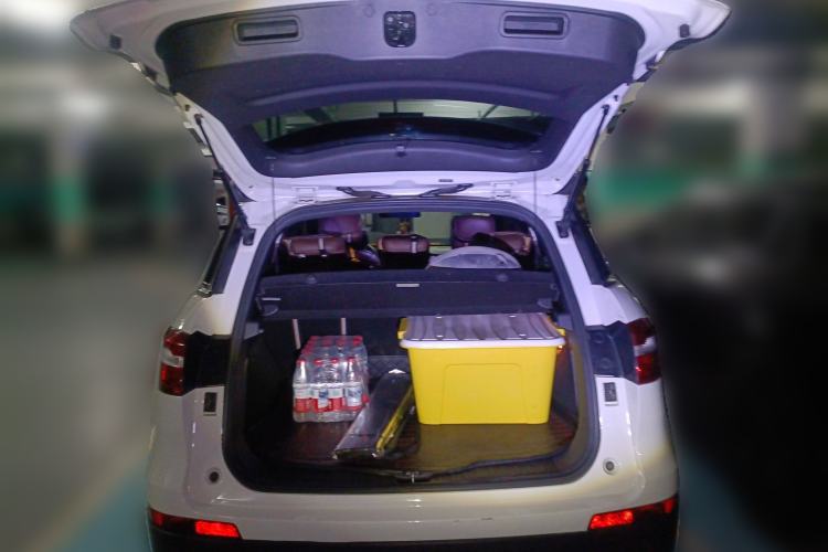 Used Haval H6 Coupe 2017 Red-Label 2.0T Automatic Two-Wheel Drive Elite Model Trunk