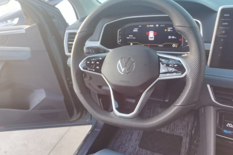 Used Volkswagen Tharu 2023 300TSI Two-Wheel-Drive Full Moon Edition