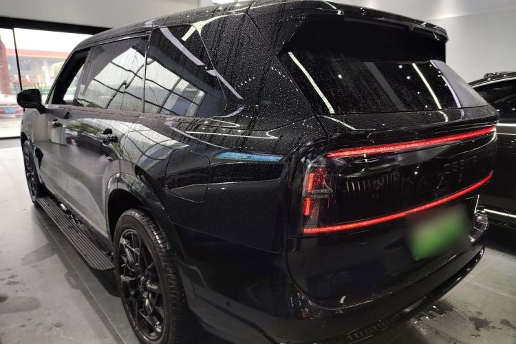 Used Zeekr 9X 2025 Moon Black Edition 70kWh
