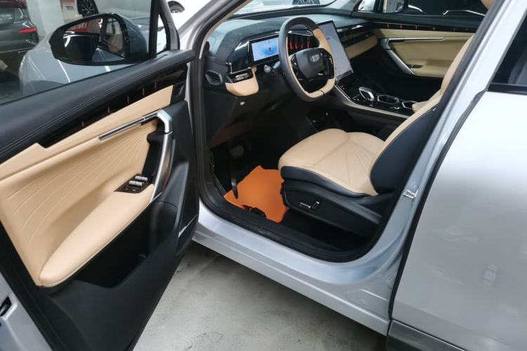 Used Geely Auto FX11 2023 1.5TD DCT Prestige Edition
