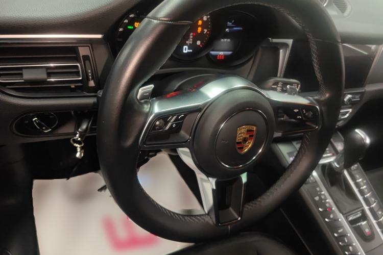 Used Porsche Macan 2018 Macan 2.0T
