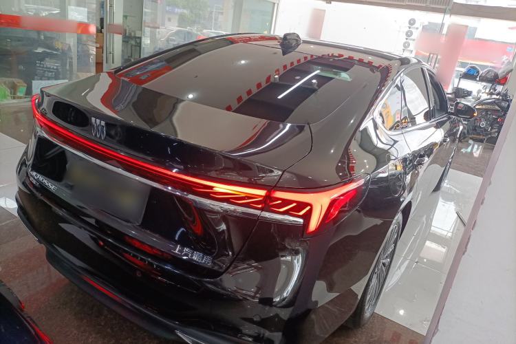 Used Buick LaCrosse 2024 28T Luxury Edition Rear Right 45 Deg