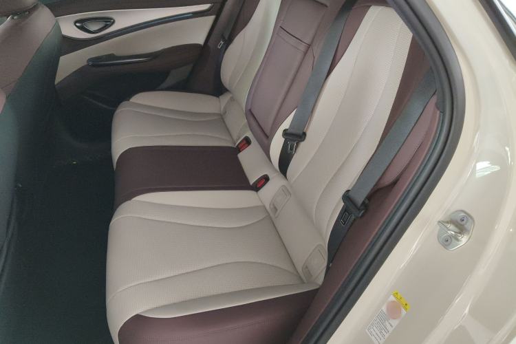 Used BYD Seal 07 DM-i 2025 DM-i 1.5L 125km Luxury Model Left Rear Seat