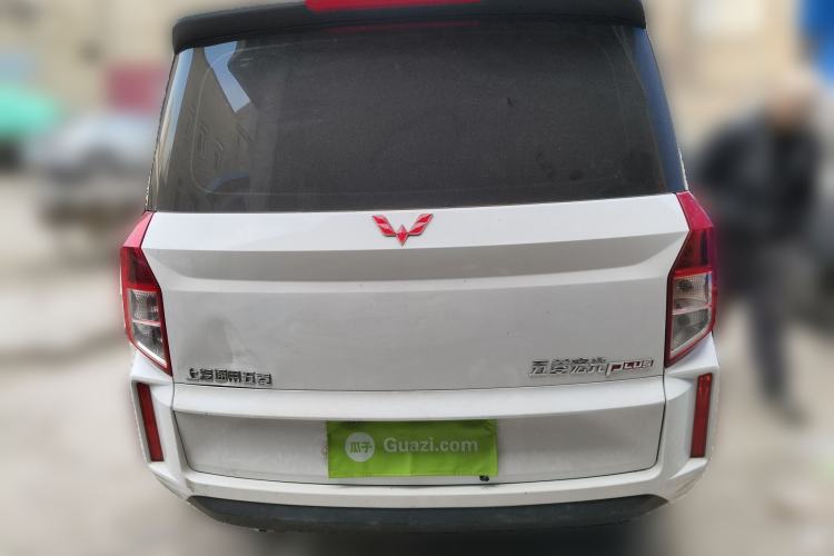 Used Wuling Hongguang PLUS 2019 1.5T Manual Standard Version 7 Seats
