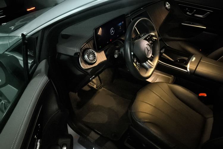 Used Mercedes-Benz EQE 2022 350 Luxury Edition
