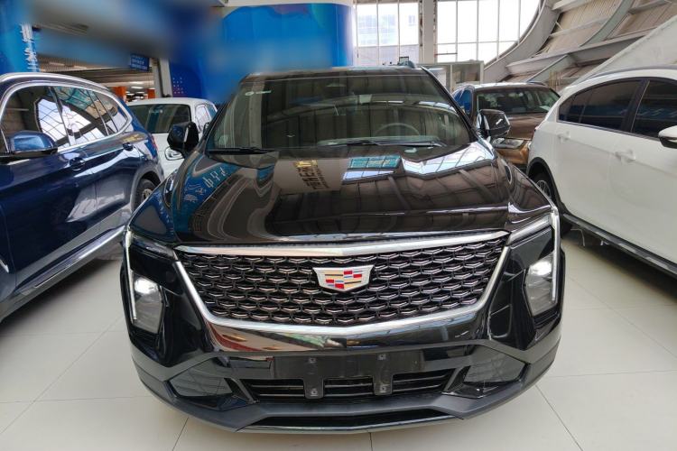 Used Cadillac XT4 2024 Facelift 28T Two-Wheel-Drive Luxury Version Front