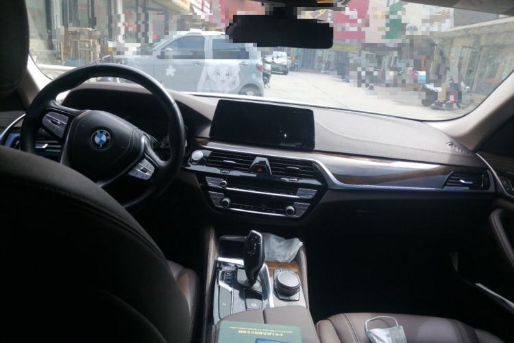 Used BMW 5 Series 2020 525Li M Sport Package