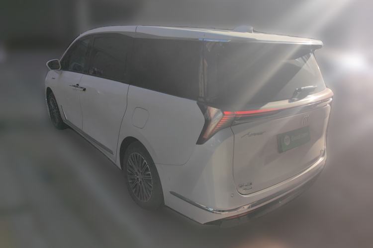 Used Buick GL8 New Energy 2024 Lu Zun Luxury Edition 7-Seater
