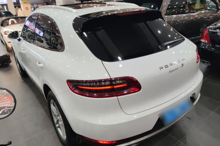 Used Porsche Macan 2016 Macan S 3.0T Exterior 2