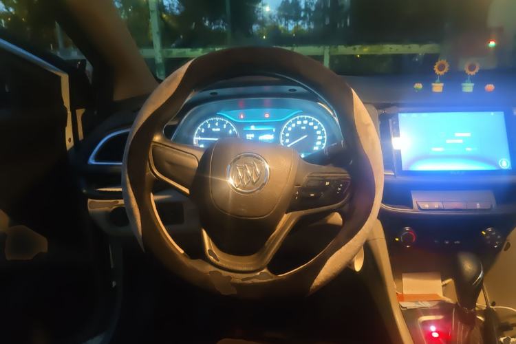 Used Buick GT 2016 15N Automatic Elite Edition Steering Wheel