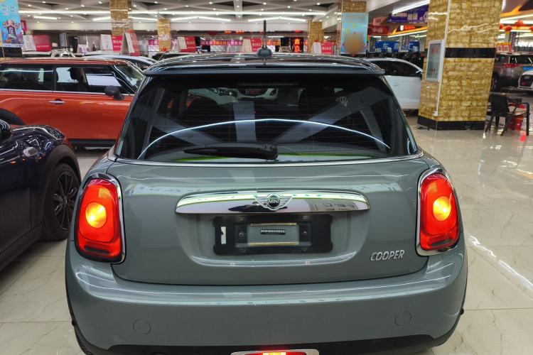 Used MINI 2016 1.5T COOPER Rear