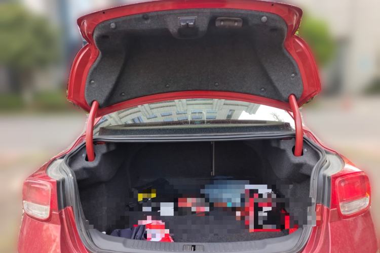 Used Chevrolet Malibu 2014 2.0L Automatic Luxury Edition Trunk