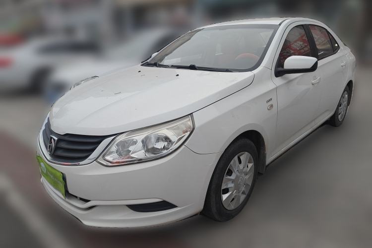 Used Baojun 630 2014 1.5L manual standard version