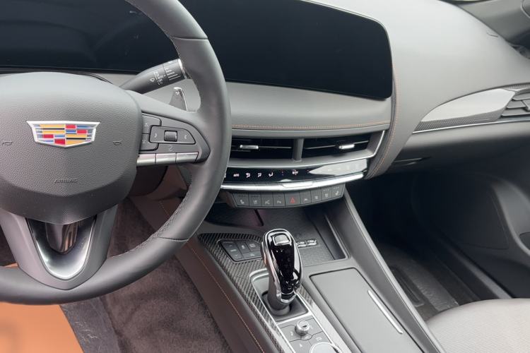 Used Cadillac CT5 2024 28T Platinum Edition Audio And AC Panel