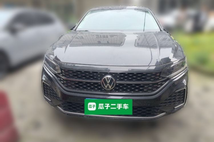 Used Volkswagen Passat 2022 330TSI Starry Elite Edition Front