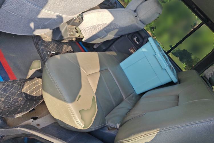 Used Leopaard Heijingang 2013 2.2L Manual Two-Wheel Drive Standard Version
