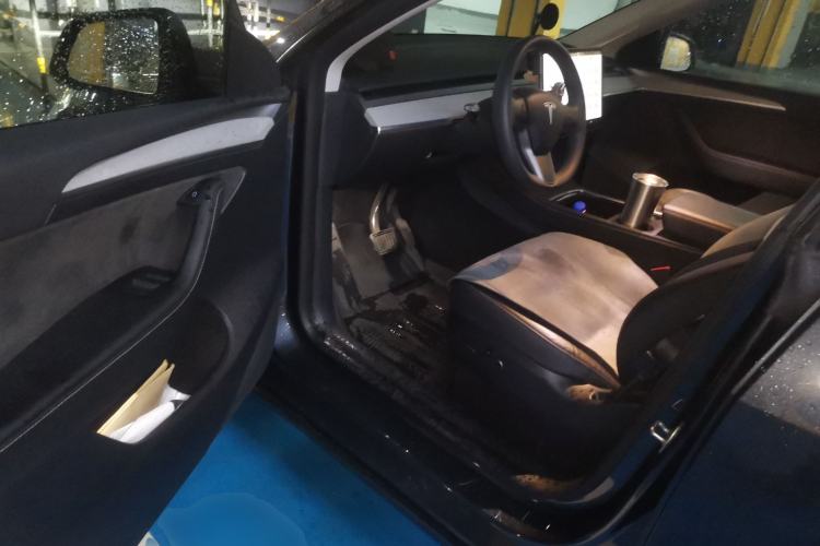 Used Tesla Model Y 2024 Rear-Wheel-Drive Version Driver Seat