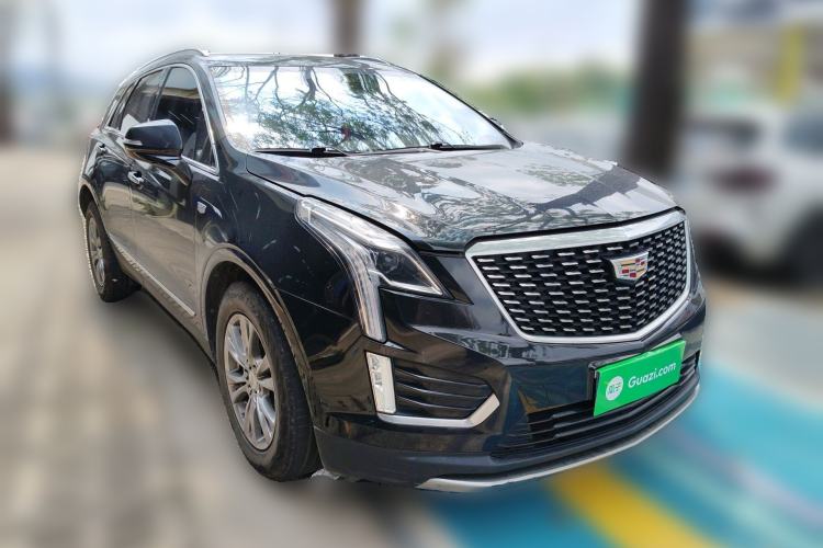 Used Cadillac XT5 2020 28T Luxury Version Front Right 45 Deg