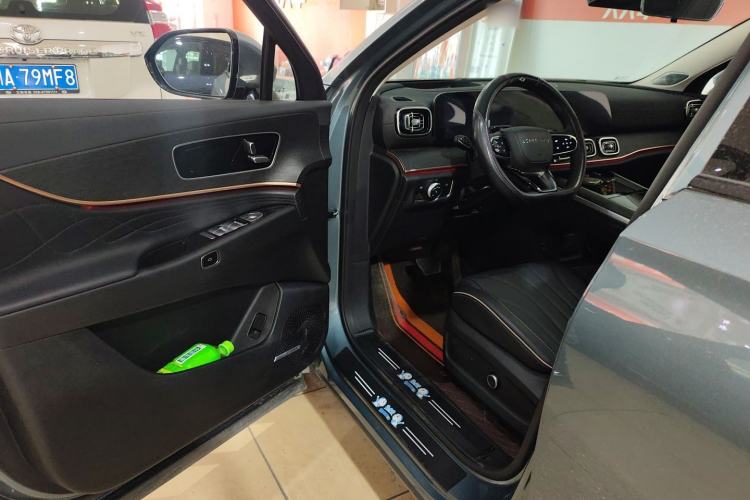 Used Chery Tiggo 9 2023 2.0T Dual-Clutch Two-Wheel Drive Prestige Version 5 Seats Driver Seat