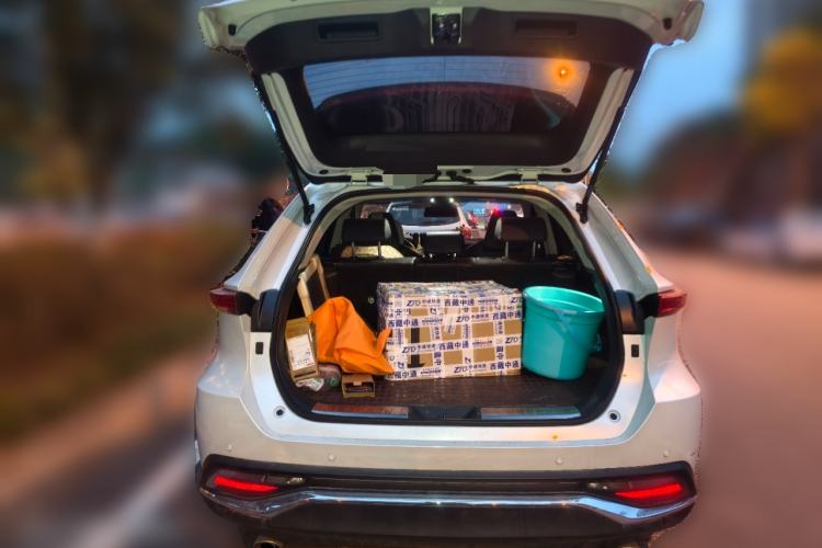 Used Toyota Harrier 2023 2.0L CVT Two-Wheel Drive Deluxe Edition