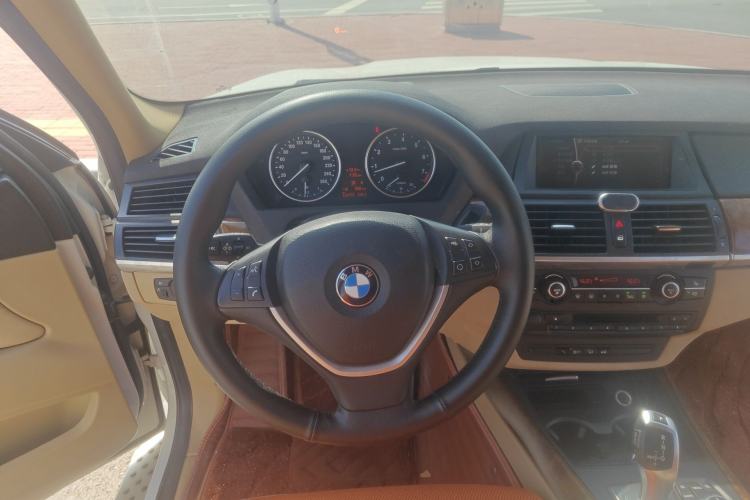 Used BMW X5 2011 xDrive35i Luxury Model