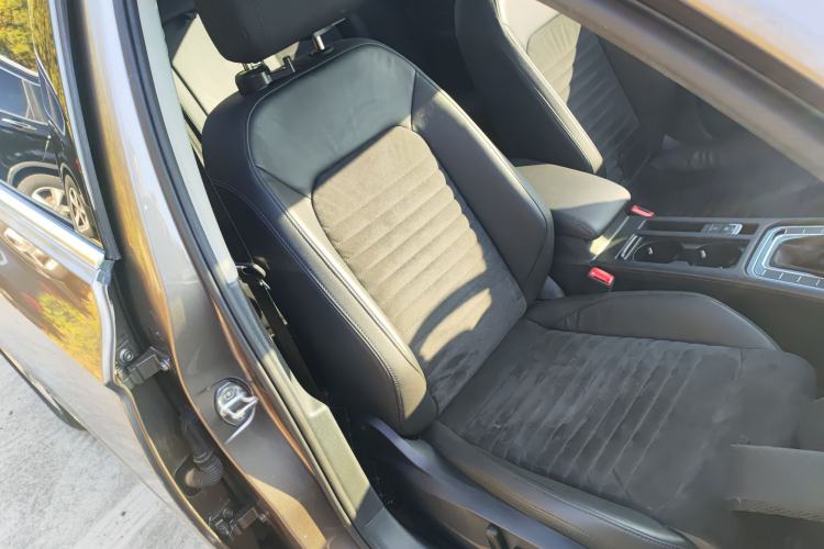 Used Volkswagen Magotan 2018 330TSI DSG Luxury Model