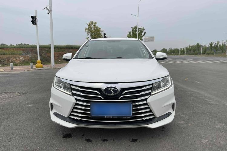 Used Soueast A5 Wing Dance 2019 1.5L Manual Luxury Version China V Standard
