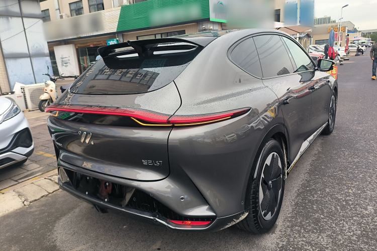 Used IM LS7 2023 90 kWh Elite Rear-Drive Version