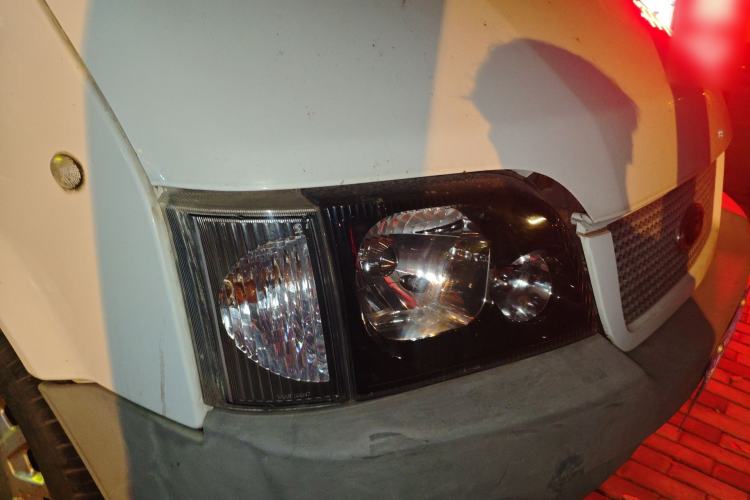 Used Ford Classic Transit 2015 2.8T Diesel Multi-Function Long-Wheelbase 6-Seater Mid-Roof JX493ZLQ4 Right Front Headlight