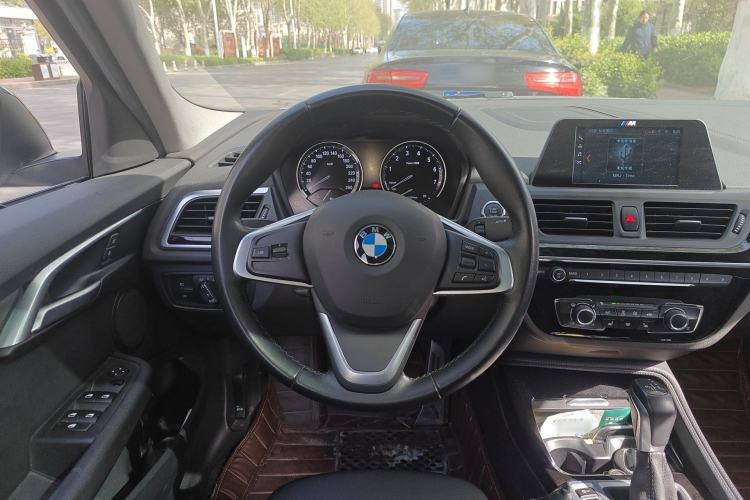 Used BMW 1 Series 2018 118i Sport Edition Steering Wheel