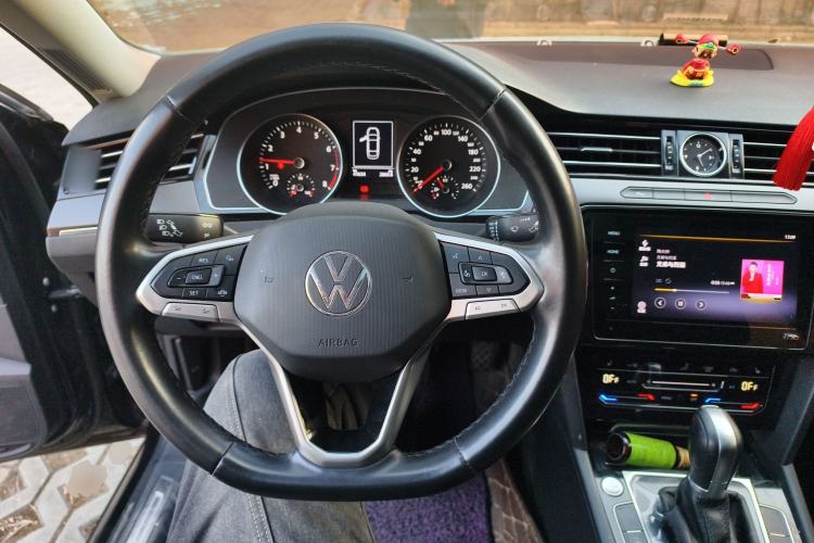 Used Volkswagen Magotan 2020 330TSI DSG Leading Model
