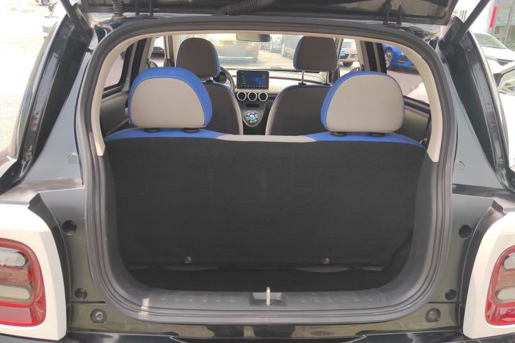 Used ORA Black Cat 2019 351 km Fun Edition Trunk