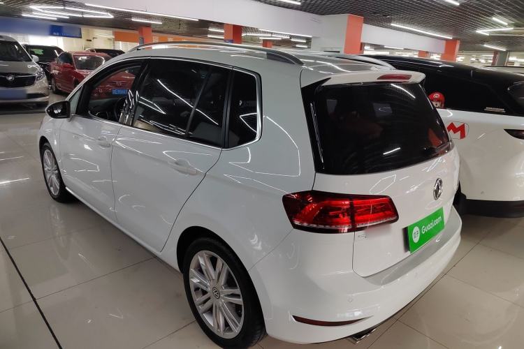 Used Volkswagen Golf Sportsvan 2016 280TSI Automatic Luxury Model Rear Left 45 Deg