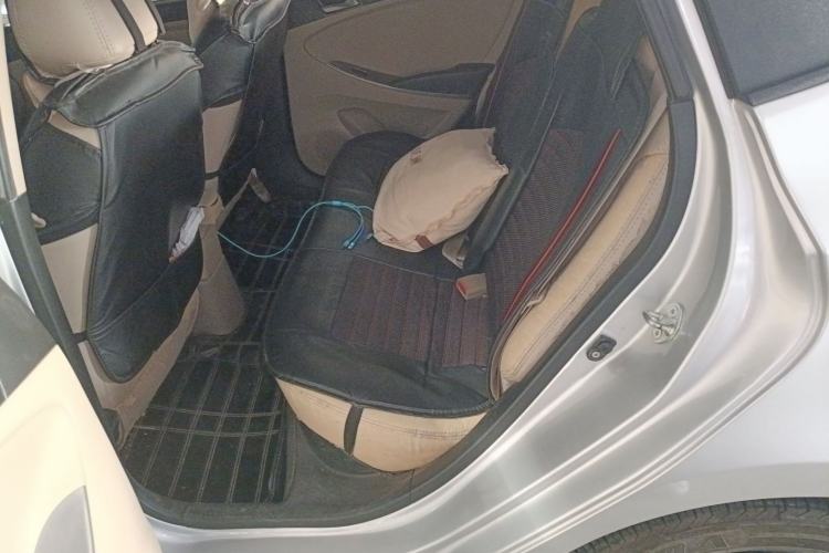 Used Hyundai Verna (older generation) 2014 1.4L Manual Smart GLS Trim
