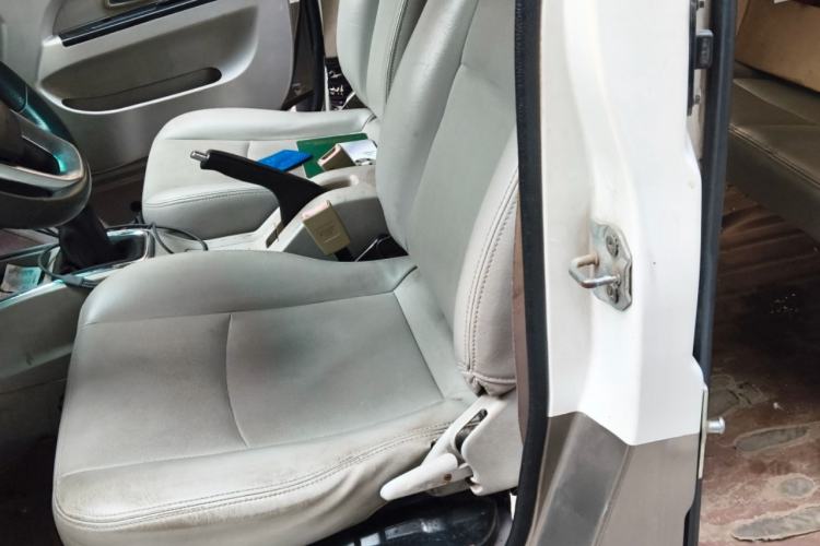 Used Jinbei New Hiace X30L 2018 1.5L Business Edition DLCG14