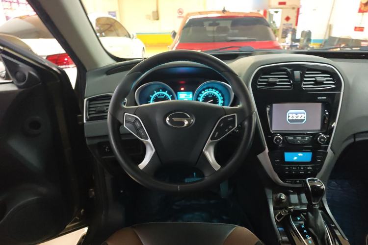 Used GAC Trumpchi GS5 Super 2015 1.8T Automatic Two-Wheel Drive Luxury Edition